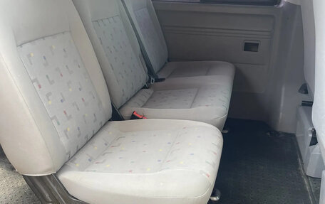 Volkswagen Caravelle T5, 2008 год, 850 000 рублей, 14 фотография