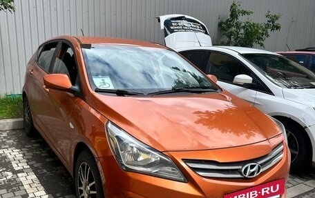 Hyundai Solaris II рестайлинг, 2014 год, 1 050 000 рублей, 2 фотография