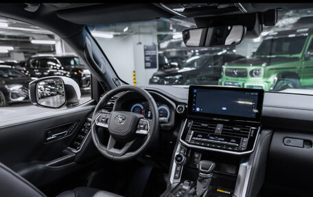 Toyota Land Cruiser, 2026 год, 14 280 000 рублей, 10 фотография