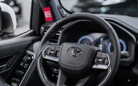 Toyota Land Cruiser, 2026 год, 14 280 000 рублей, 11 фотография