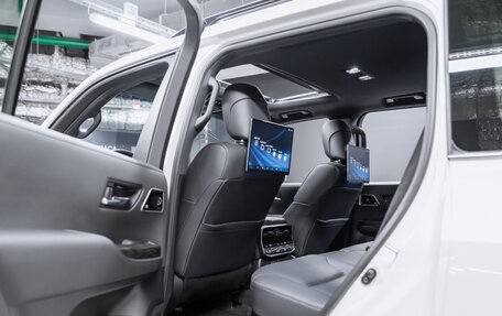 Toyota Land Cruiser, 2026 год, 14 280 000 рублей, 20 фотография