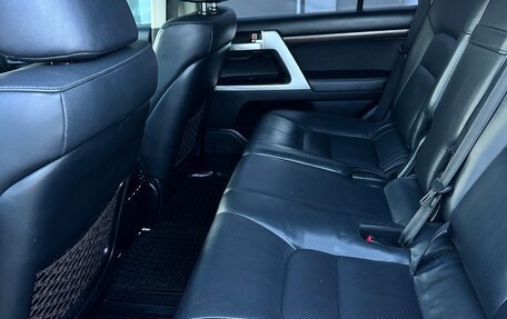 Toyota Land Cruiser 200, 2019 год, 6 700 000 рублей, 9 фотография