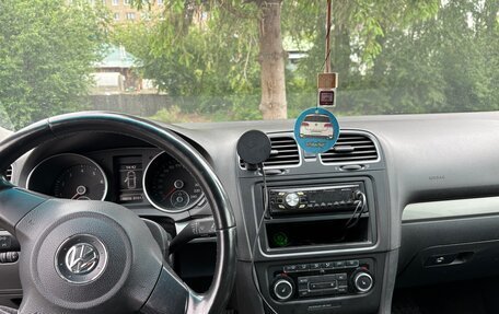 Volkswagen Golf VI, 2011 год, 880 000 рублей, 13 фотография