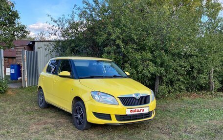 Skoda Fabia II, 2010 год, 450 000 рублей, 3 фотография