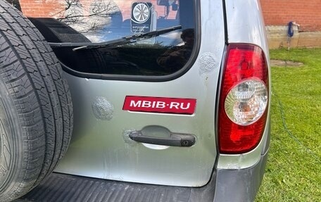 Chevrolet Niva I рестайлинг, 2010 год, 350 000 рублей, 21 фотография