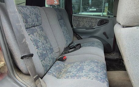 Chevrolet Niva I рестайлинг, 2003 год, 149 000 рублей, 9 фотография