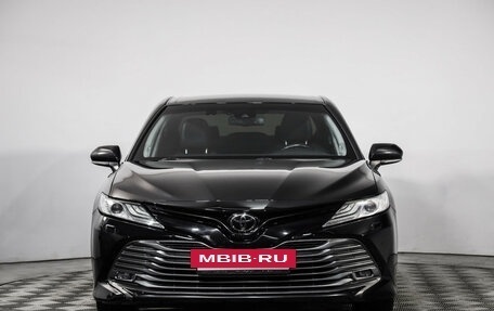 Toyota Camry, 2018 год, 2 749 000 рублей, 2 фотография