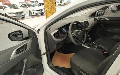 Volkswagen Polo VI (EU Market), 2020 год, 1 200 000 рублей, 13 фотография