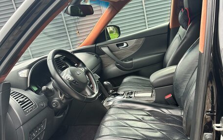 Infiniti QX70, 2014 год, 2 400 000 рублей, 12 фотография