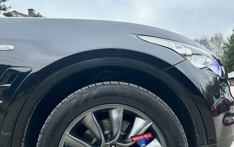 Infiniti QX70, 2014 год, 2 400 000 рублей, 8 фотография
