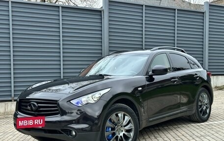Infiniti QX70, 2014 год, 2 400 000 рублей, 7 фотография