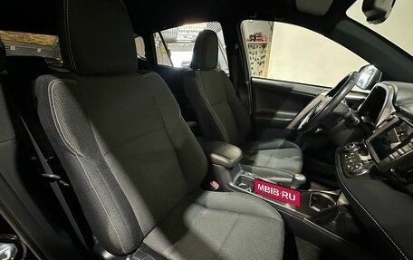 Toyota RAV4, 2019 год, 2 450 000 рублей, 17 фотография