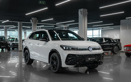 Volkswagen Tiguan, 2026 год, 4 650 000 рублей, 2 фотография