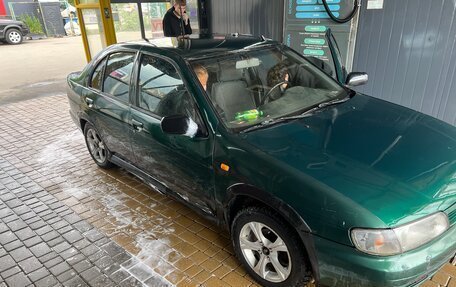 Nissan Almera, 1997 год, 45 000 рублей, 2 фотография