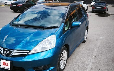 Honda Fit Shuttle I рестайлинг, 2011 год, 990 000 рублей, 3 фотография