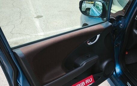 Honda Fit Shuttle I рестайлинг, 2011 год, 990 000 рублей, 13 фотография