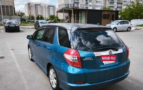 Honda Fit Shuttle I рестайлинг, 2011 год, 990 000 рублей, 4 фотография