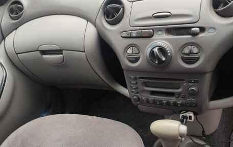 Toyota Platz, 2002 год, 380 000 рублей, 6 фотография