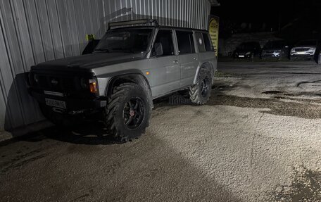 Nissan Patrol, 1995 год, 1 100 000 рублей, 2 фотография