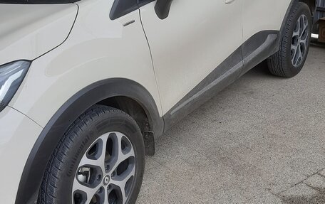 Renault Kaptur I рестайлинг, 2019 год, 1 900 000 рублей, 17 фотография