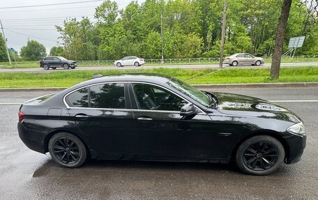 BMW 5 серия, 2015 год, 1 600 000 рублей, 3 фотография