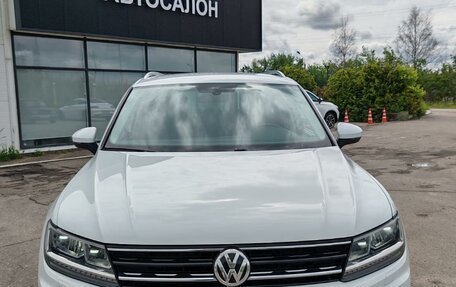 Volkswagen Tiguan II, 2017 год, 1 699 000 рублей, 5 фотография
