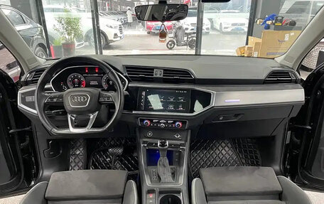 Audi Q3, 2023 год, 2 150 001 рублей, 13 фотография
