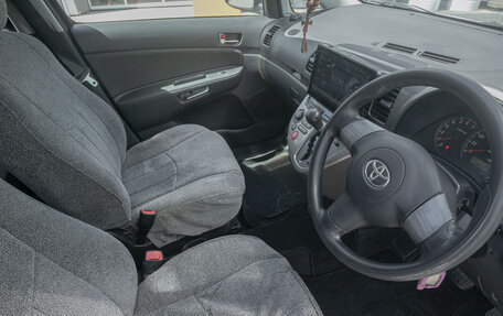 Toyota Wish II, 2003 год, 588 000 рублей, 10 фотография