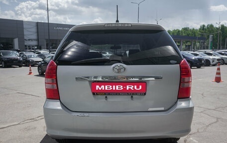 Toyota Wish II, 2003 год, 588 000 рублей, 6 фотография