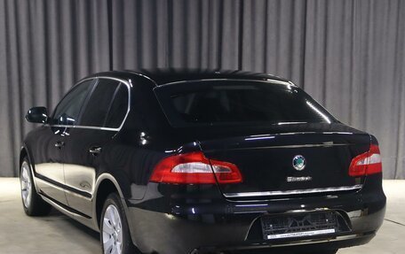 Skoda Superb III рестайлинг, 2011 год, 939 000 рублей, 4 фотография