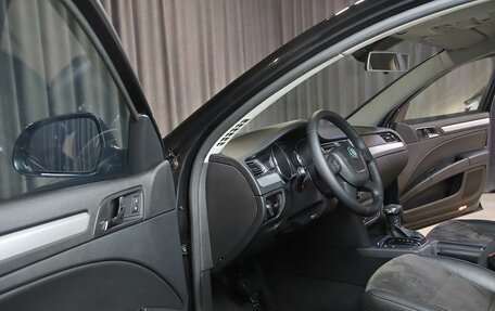 Skoda Superb III рестайлинг, 2011 год, 939 000 рублей, 7 фотография