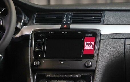 Skoda Superb III рестайлинг, 2011 год, 939 000 рублей, 11 фотография