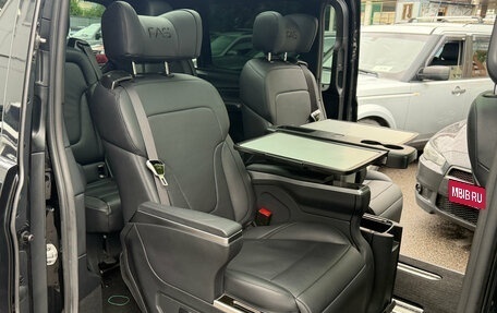 Mercedes-Benz V-Класс, 2020 год, 4 849 000 рублей, 22 фотография