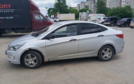 Hyundai Solaris II рестайлинг, 2016 год, 450 000 рублей, 2 фотография