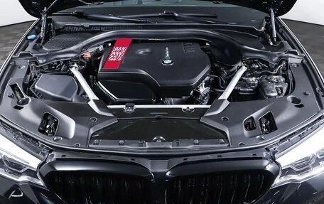 BMW 5 серия, 2019 год, 4 800 000 рублей, 7 фотография