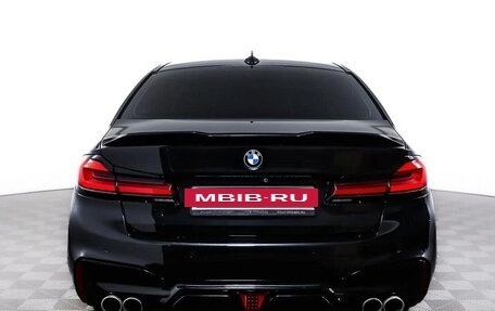 BMW 5 серия, 2019 год, 4 800 000 рублей, 6 фотография