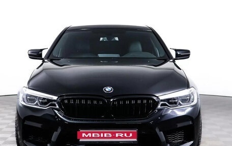 BMW 5 серия, 2019 год, 4 800 000 рублей, 2 фотография