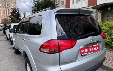 Mitsubishi Pajero Sport II рестайлинг, 2015 год, 2 050 000 рублей, 5 фотография