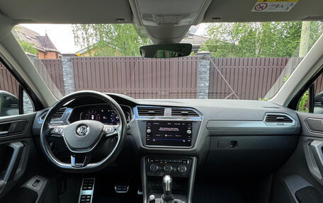 Volkswagen Tiguan II, 2020 год, 3 200 000 рублей, 16 фотография