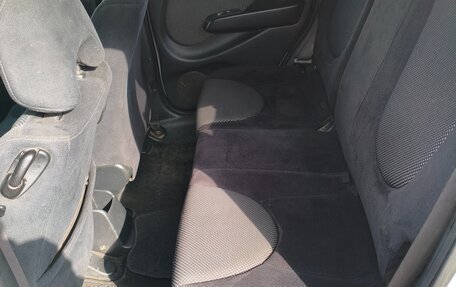 Honda Fit III, 2002 год, 375 000 рублей, 6 фотография