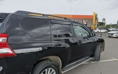 Toyota Land Cruiser Prado 150 рестайлинг 2, 2016 год, 4 470 000 рублей, 5 фотография