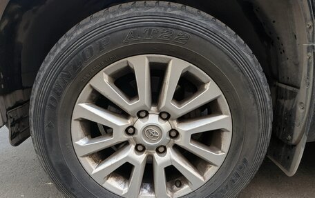 Toyota Land Cruiser Prado 150 рестайлинг 2, 2016 год, 4 470 000 рублей, 11 фотография