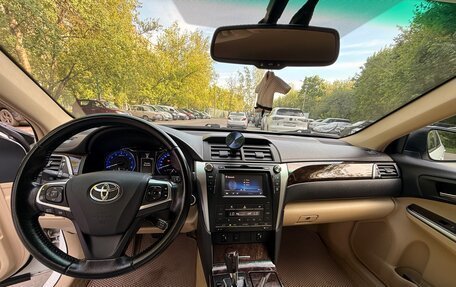 Toyota Camry, 2015 год, 1 950 000 рублей, 12 фотография