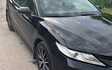 Toyota Camry, 2021 год, 3 850 000 рублей, 5 фотография
