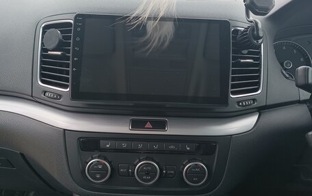 Volkswagen Sharan II, 2013 год, 1 550 000 рублей, 15 фотография