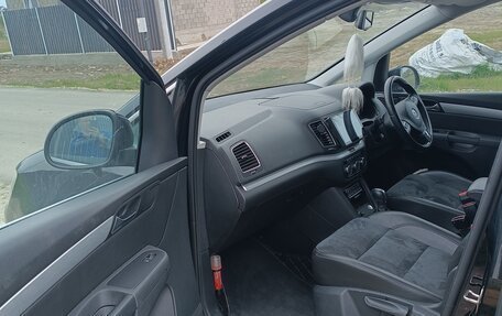 Volkswagen Sharan II, 2013 год, 1 550 000 рублей, 13 фотография