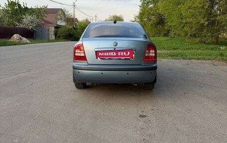 Skoda Octavia IV, 2010 год, 700 000 рублей, 5 фотография