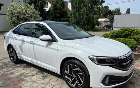 Volkswagen Jetta VII, 2022 год, 2 750 000 рублей, 2 фотография