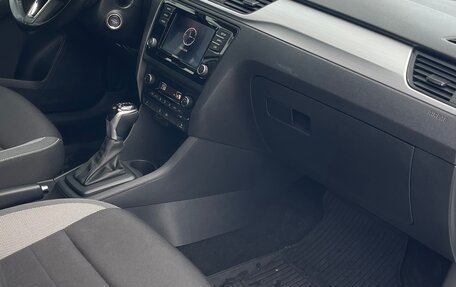 Skoda Rapid I, 2019 год, 1 700 000 рублей, 14 фотография