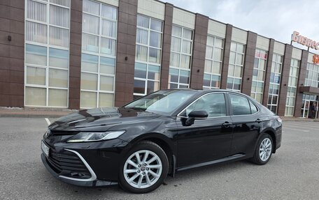 Toyota Camry, 2021 год, 2 700 000 рублей, 2 фотография